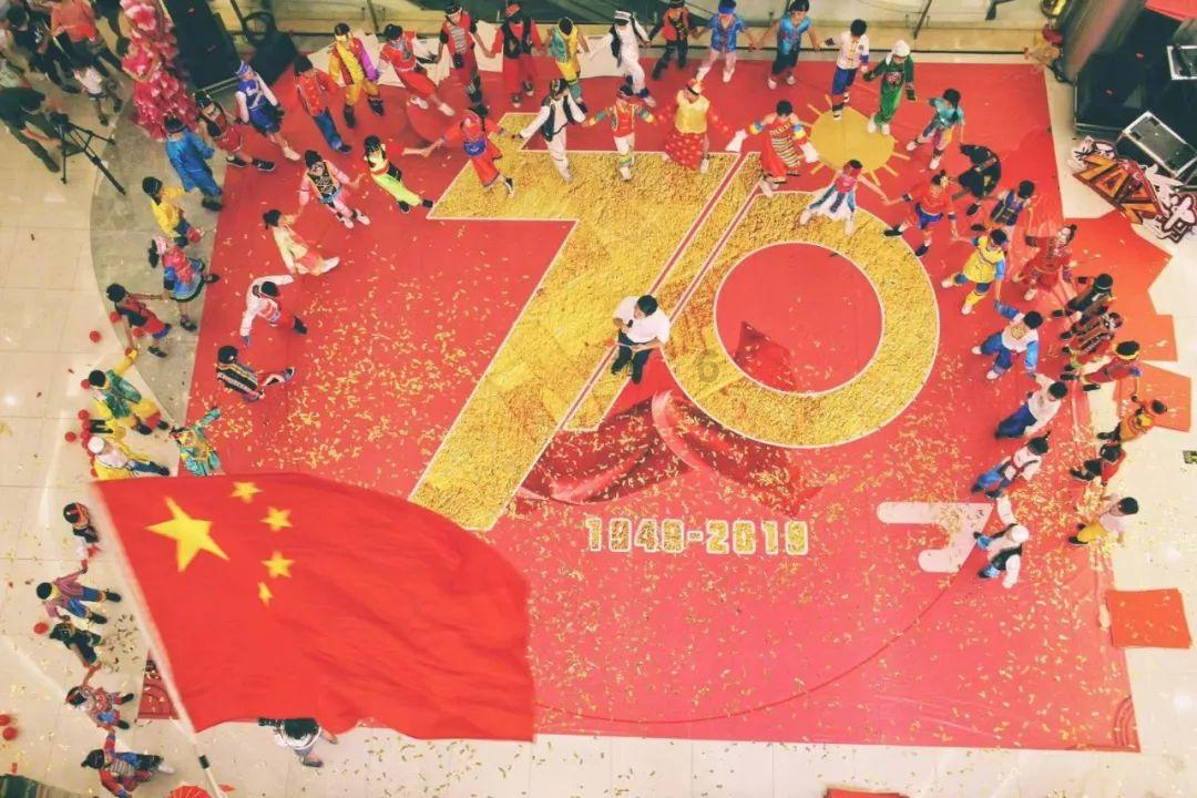 救援受困的小恐龙